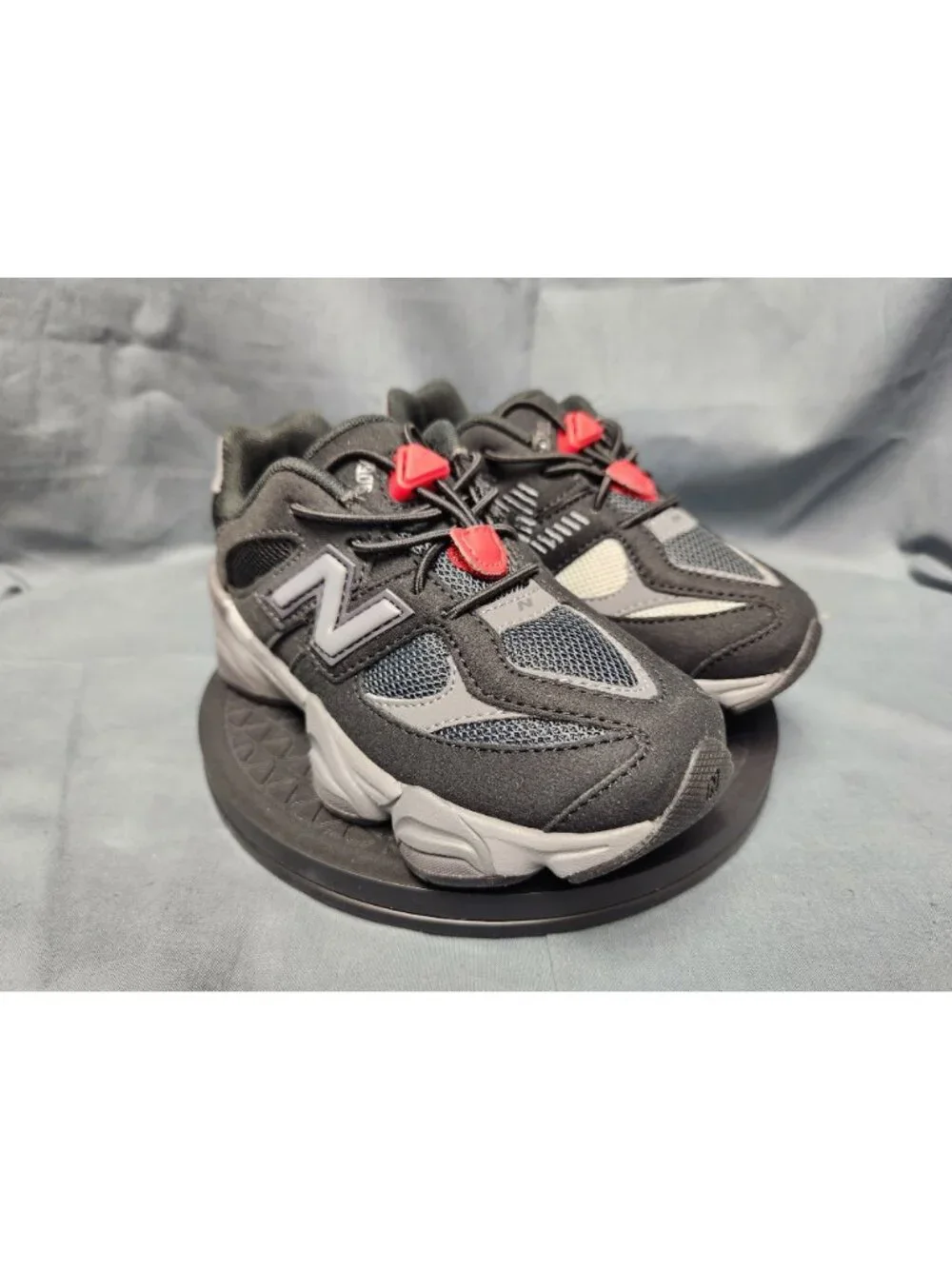 New Balance Toddlers 9060 Sneakers Slip On IV9060BK Black Size 6 NEW NO BOX!